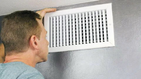 Difference Between AC Ducts & Air Vents