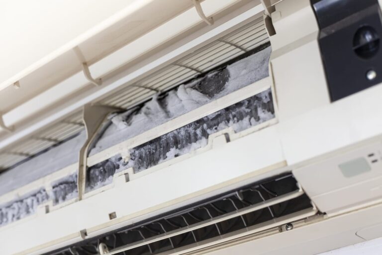 What Causes an AC to Freeze Up in the Summer?