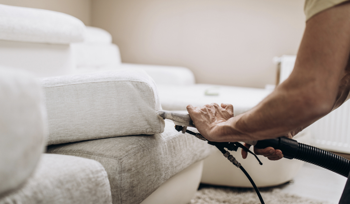 sofa cleaning in dubai